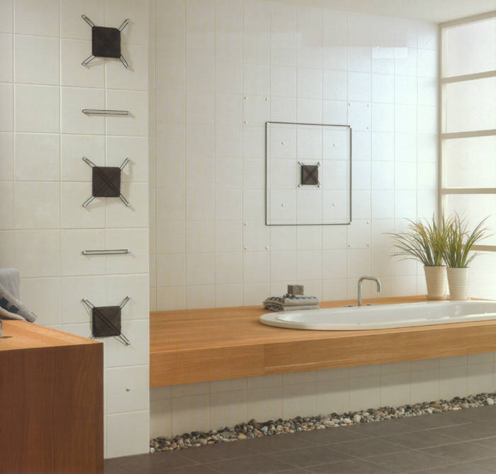 Badmöbel, Badeinrichtungen, Badezimmereinrichtungen, Fliesen