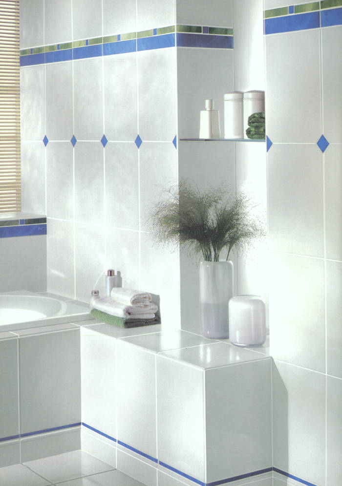 Badmöbel, Badeinrichtungen, Badezimmereinrichtungen, Fliesen