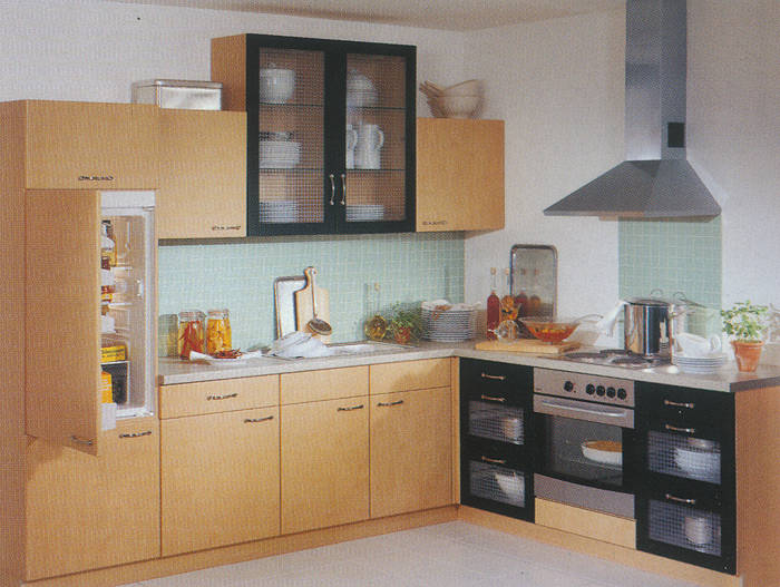 Badmöbel, Badeinrichtungen, Badezimmereinrichtungen, Fliesen